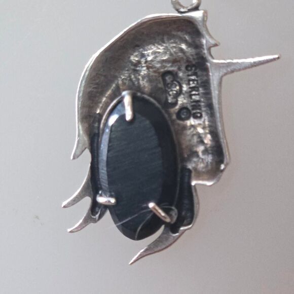 Vintage Unique Unicorn sterling silver pendant - Picture 4 of 5